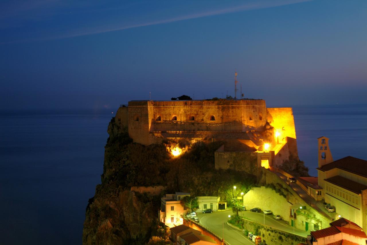 Le Piccole Grotte Bed and Breakfast Scilla Buitenkant foto