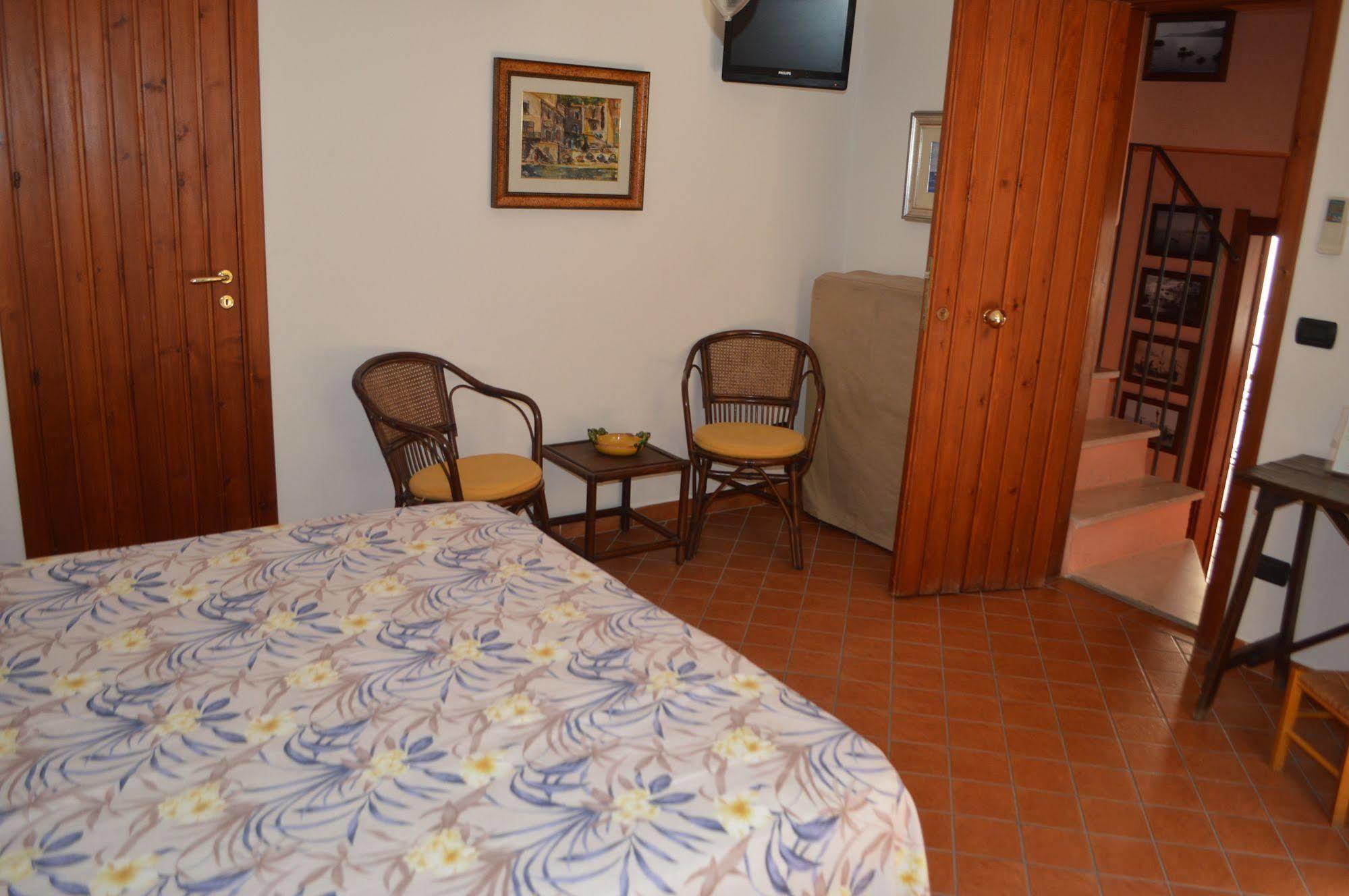 Le Piccole Grotte Bed and Breakfast Scilla Buitenkant foto