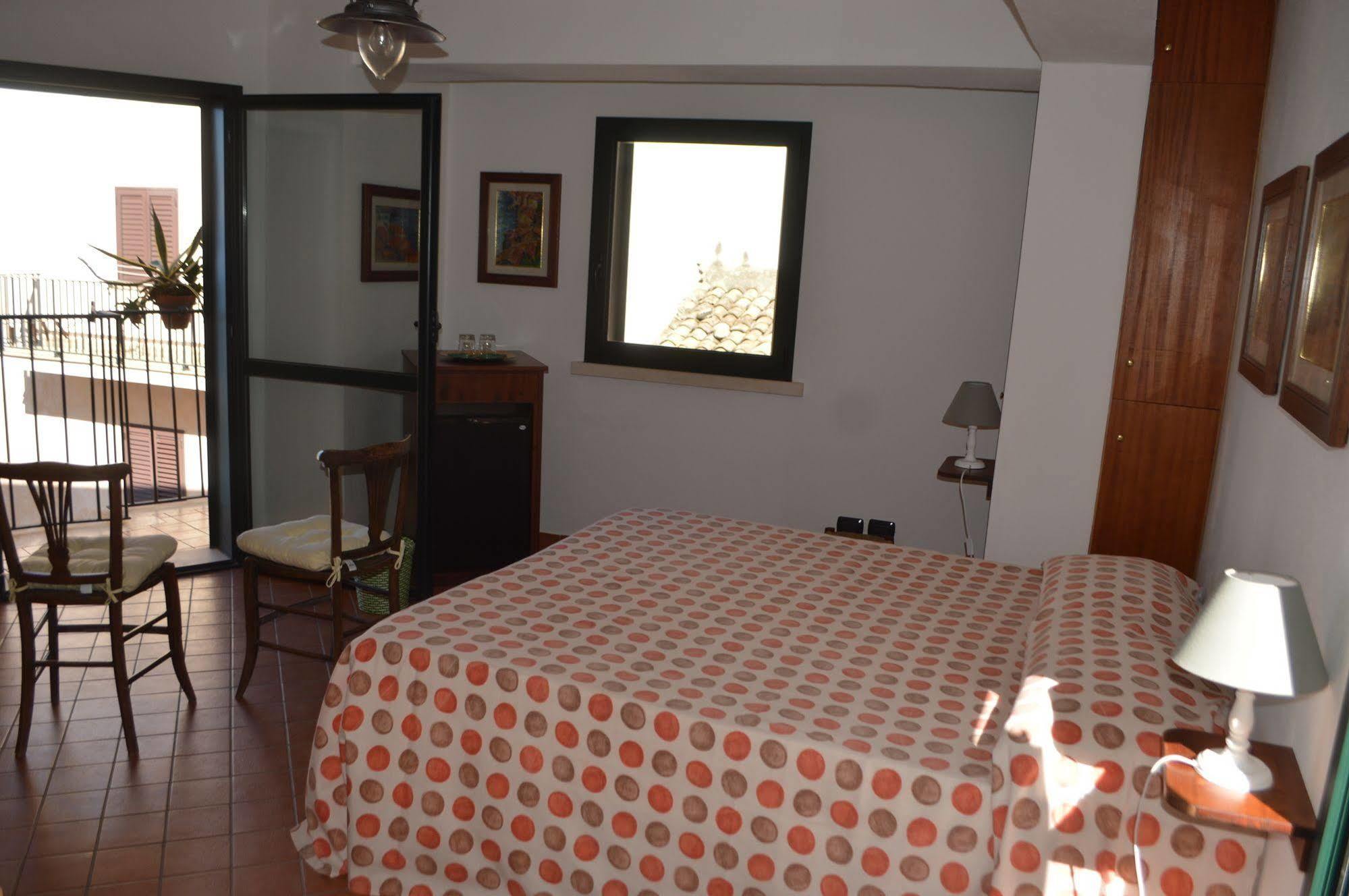 Le Piccole Grotte Bed and Breakfast Scilla Buitenkant foto