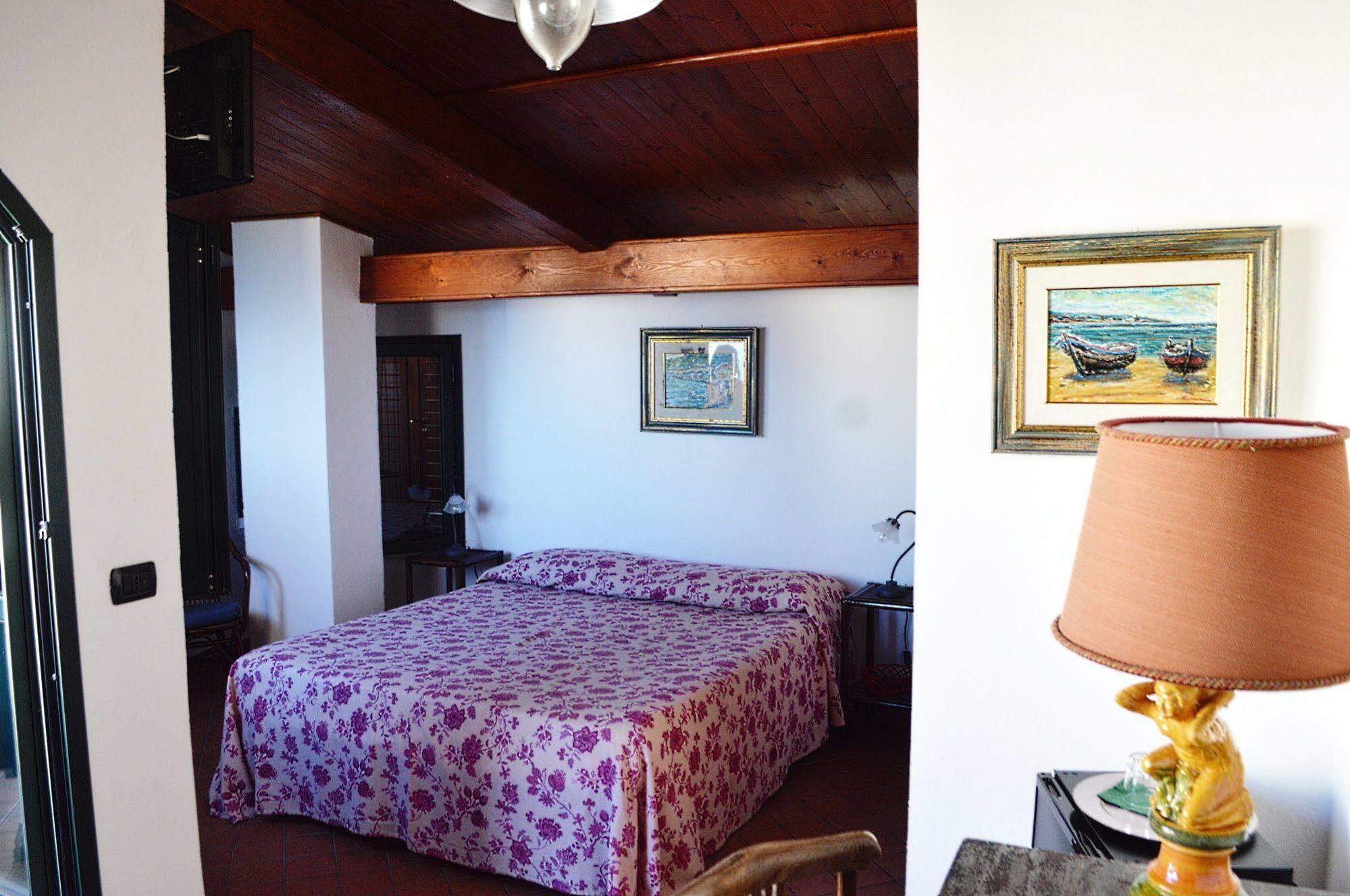 Le Piccole Grotte Bed and Breakfast Scilla Buitenkant foto