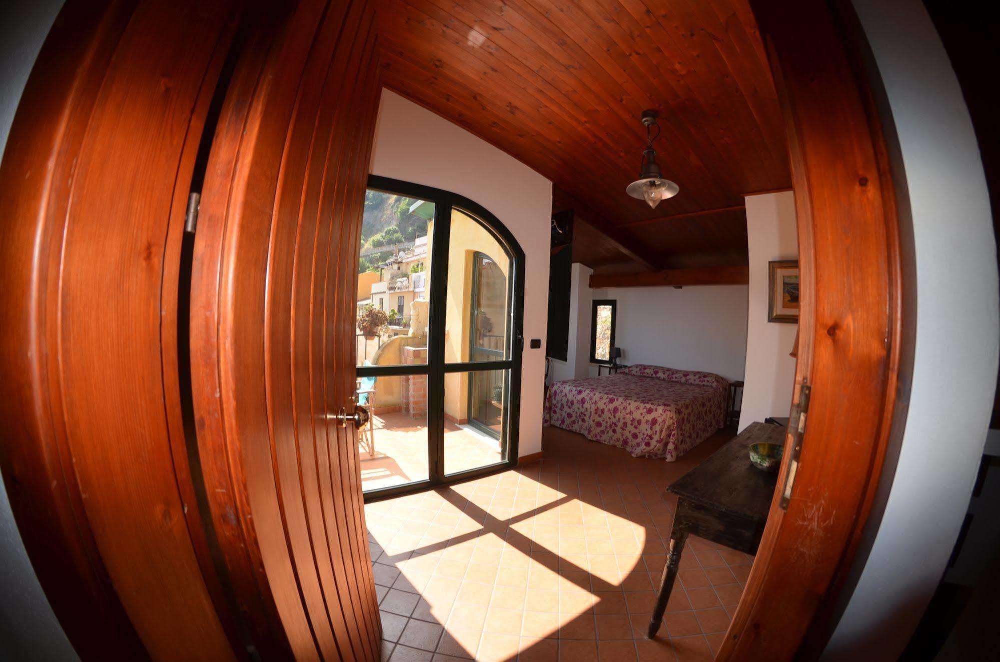 Le Piccole Grotte Bed and Breakfast Scilla Buitenkant foto